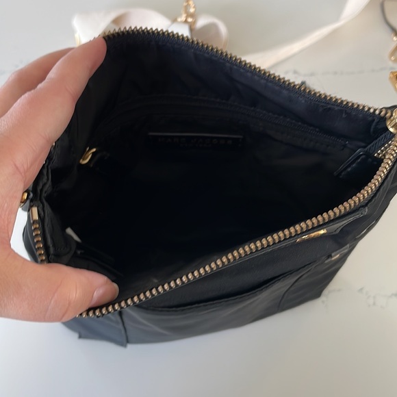 Mark Jacobs Crossbody - Picture 6 of 7